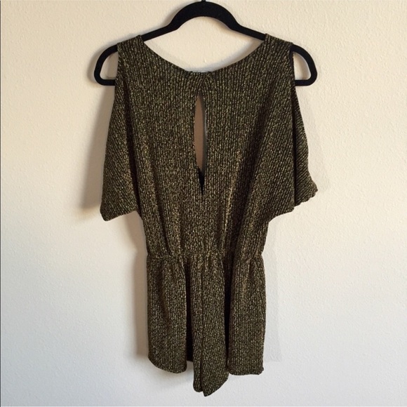 ASTR GOLD METALLIC COLD SHOULDER SPARKLY ROMPER - Picture 5 of 8